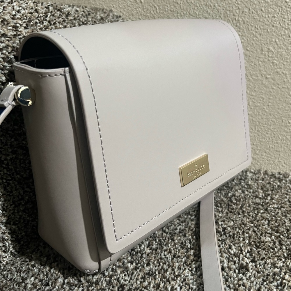 Authentic Kate spade crossbody bag